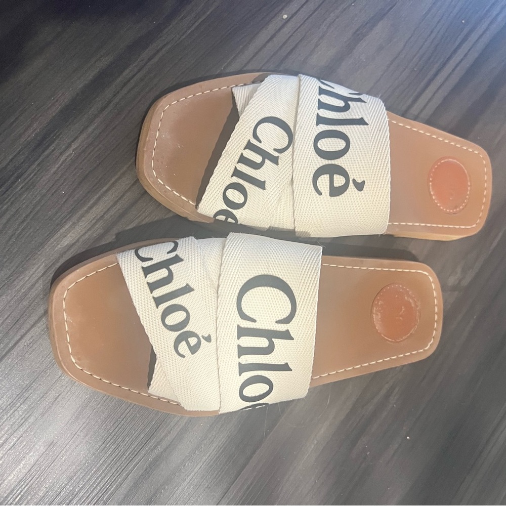 Chloe Cream and Black Sandals